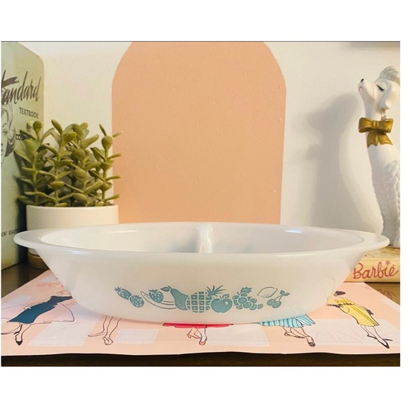 Vintage Glasbake Divided Oval Casserole Dish J2352 – Blue Fruit Milk Glass - Picture 4 of 8